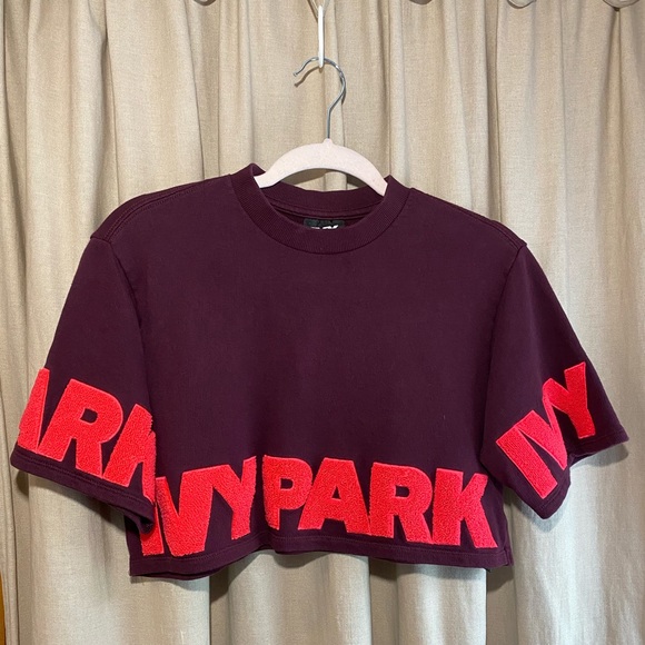 IVY PARK Chenille Logo Boxy Crop Tee - Picture 12 of 15